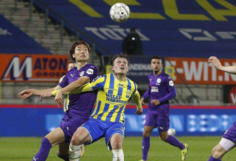 球表现成为 球表现成为